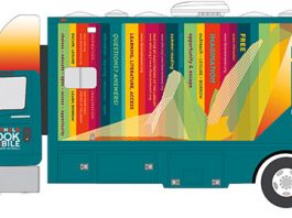 Maui bookmobile